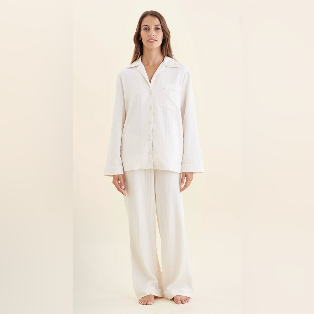 Elegant Women's White Pajama Set